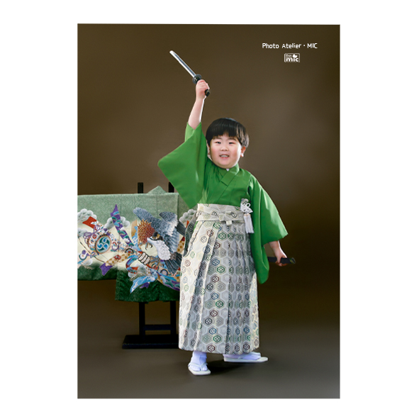 刀でエイヤー男児の七五三